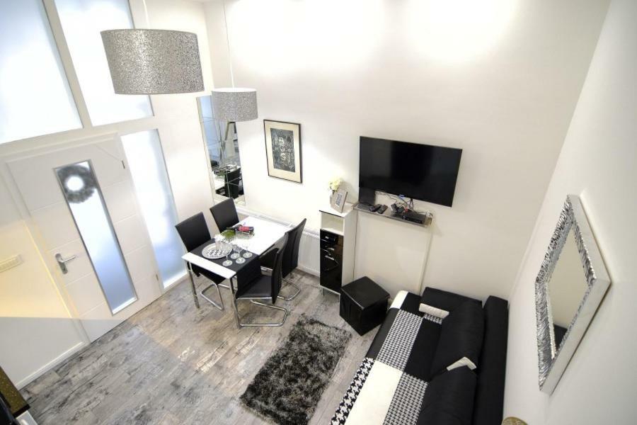 Lea Apartment - Free Parking In Front For 2 Cars Zagreb Eksteriør bilde